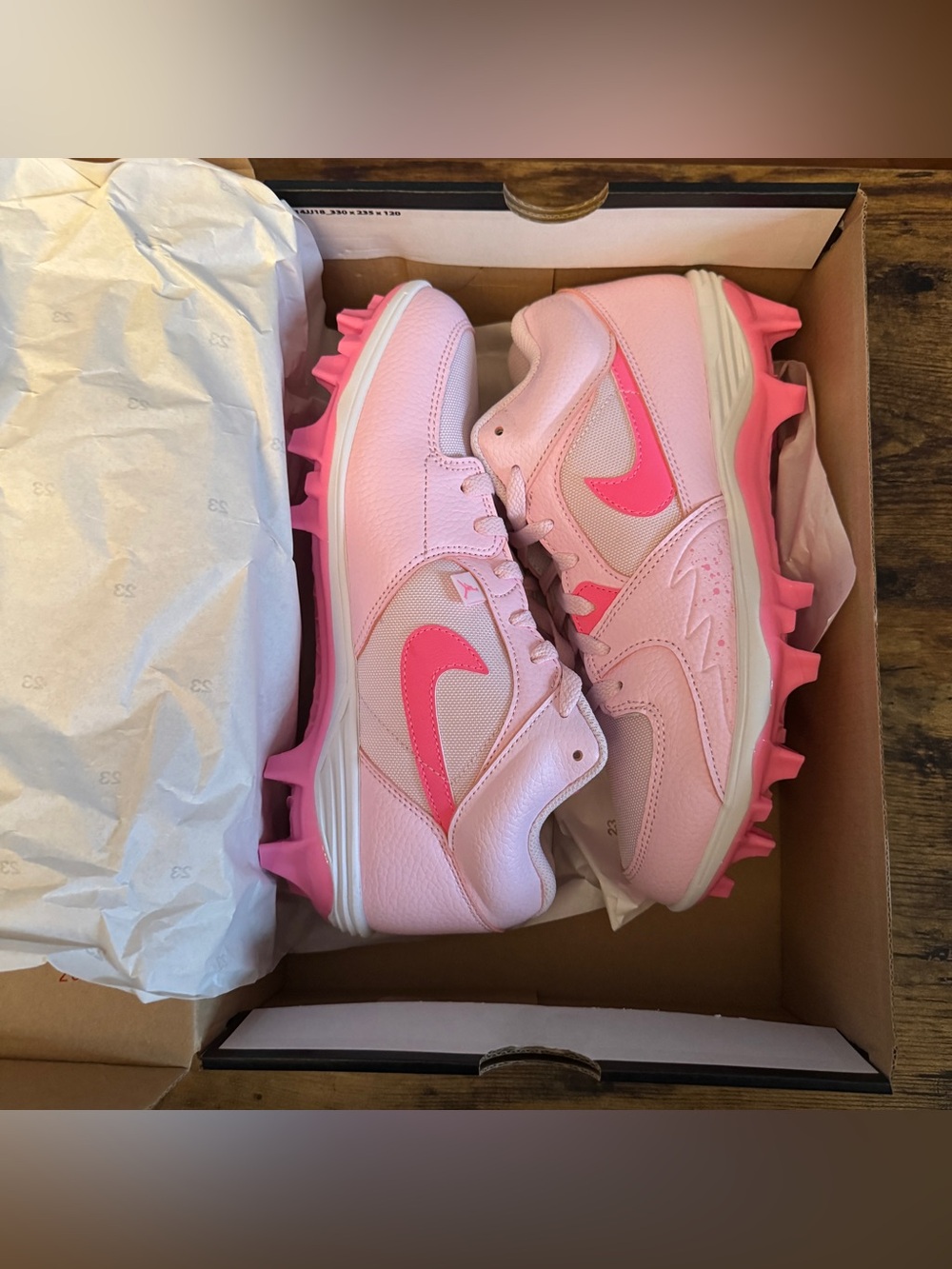 Jordan Stadium 90 Low Td Mens Football Breast Cancer Awareness Cleats HQ0210-600
